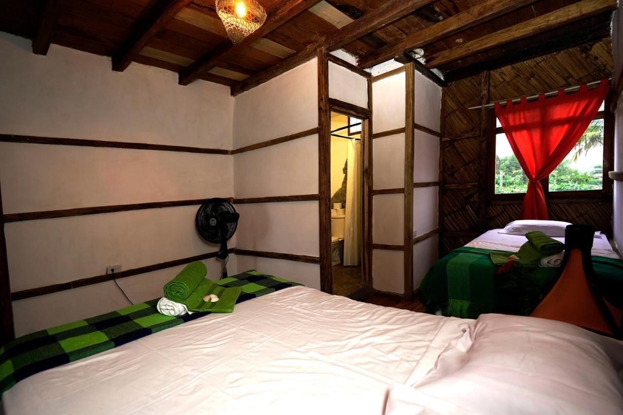Hostal Olmito Canoa Ngoại thất bức ảnh
