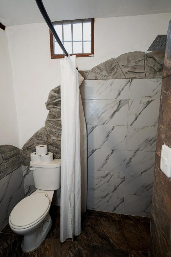 Hostal Olmito Canoa Ngoại thất bức ảnh