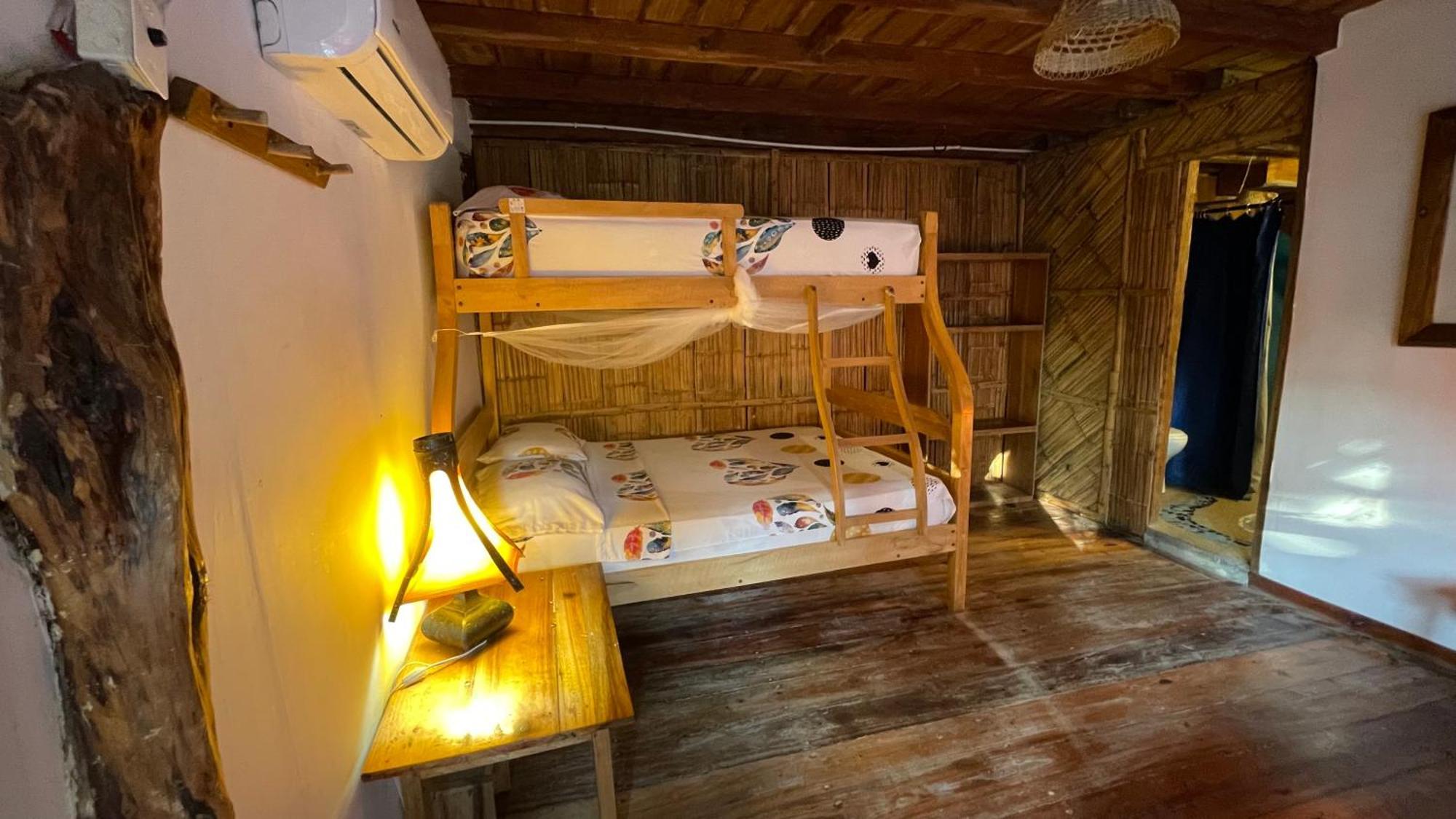 Hostal Olmito Canoa Ngoại thất bức ảnh